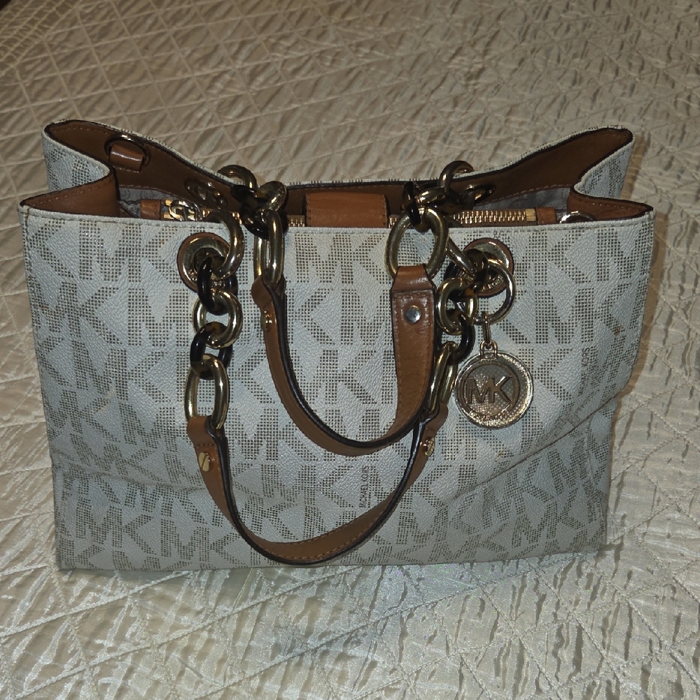Michael Kors Monogram Tote - Cream and Brown